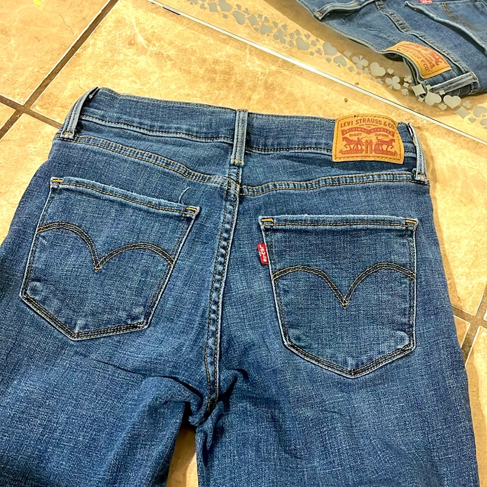 LEVI’S JEANS - Picture 5 of 7